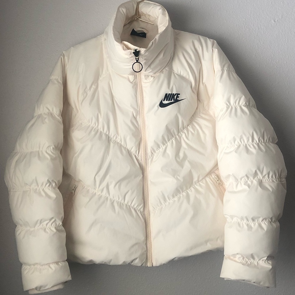 Nike Puffer Sportswear Synthetic Fill Jacket Ivory Cream - Picture 2 of 11